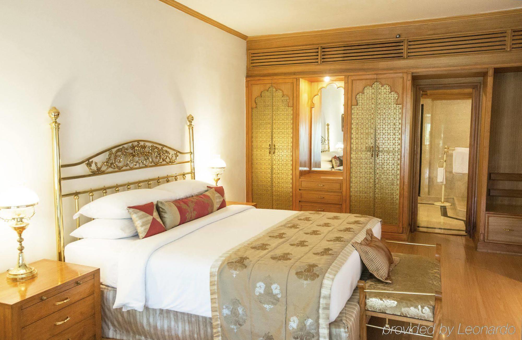 Taj Banjara Hotel Hyderabad Exterior photo A bedroom at the Taj Mahal Palace